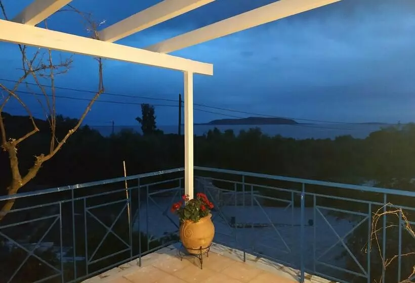 پانسیون Lontosvillage