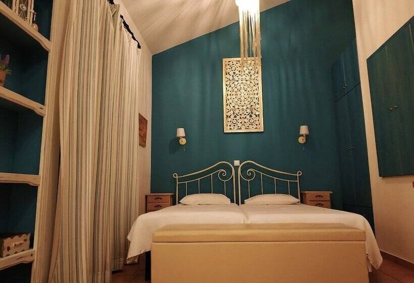 بنسيون Lontosvillage