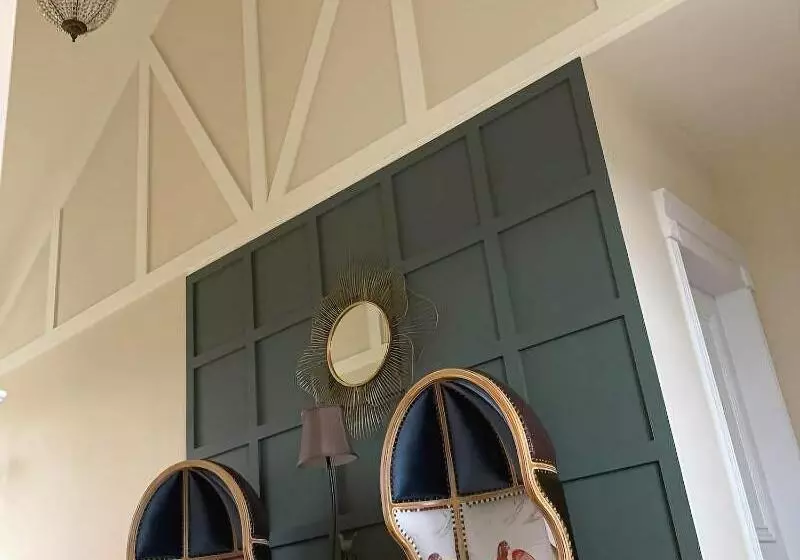 پانسیون Serrado Manor