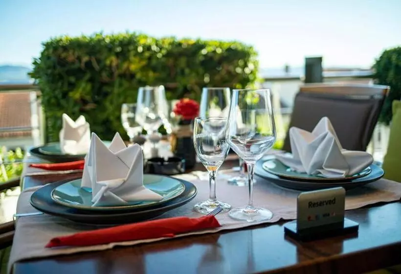 پانسیون Apartments Villa Azzurra Bol