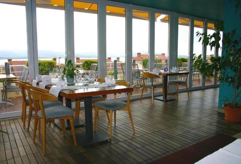 پانسیون Apartments Villa Azzurra Bol