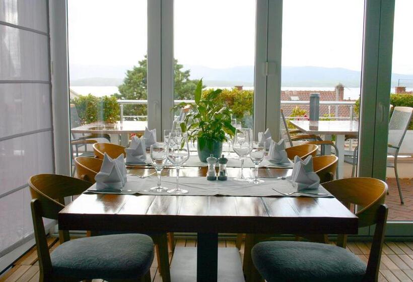 پانسیون Apartments Villa Azzurra Bol