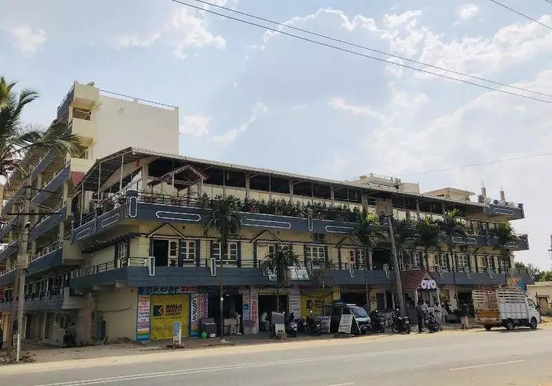 ホテル Dhana Dhaanya Residency By Oyo Rooms