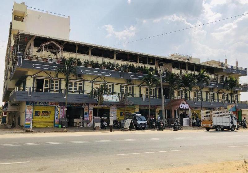 Отель Dhana Dhaanya Residency By Oyo Rooms