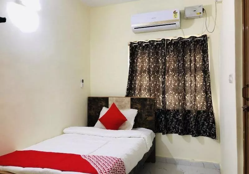 ホテル Dhana Dhaanya Residency By Oyo Rooms