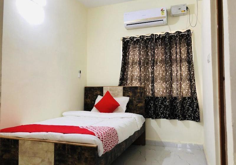 Отель Dhana Dhaanya Residency By Oyo Rooms