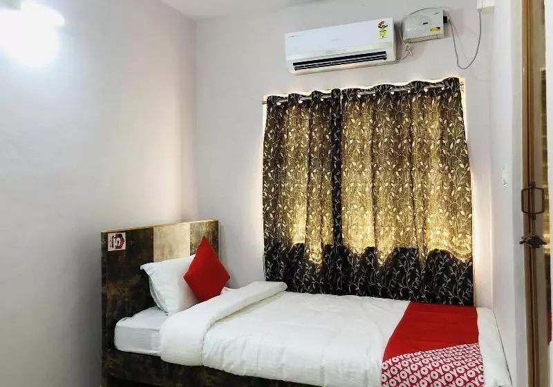 ホテル Dhana Dhaanya Residency By Oyo Rooms