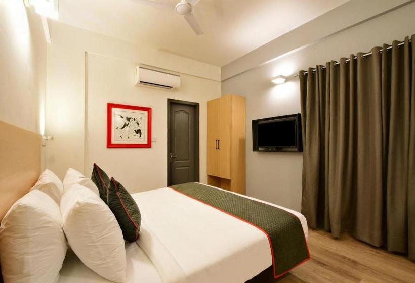 هتل Super Townhouse Airport Road