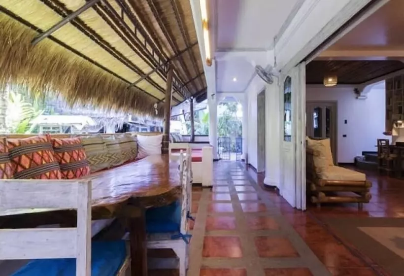 Lanterna Hotel Boracay