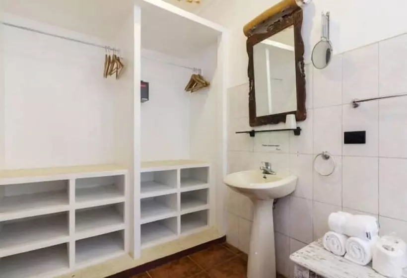 Lanterna Hotel Boracay