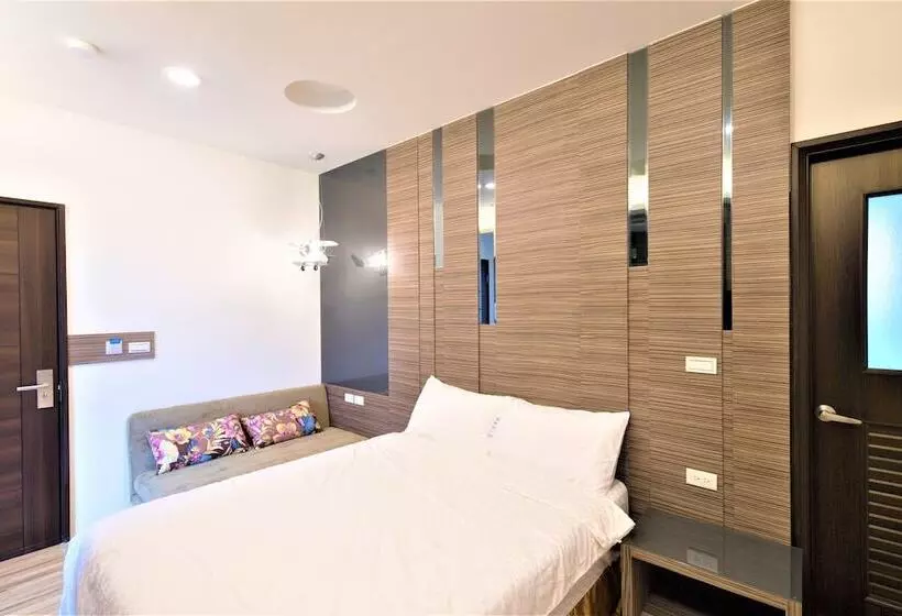 پانسیون Clear Sky Laurel B&b