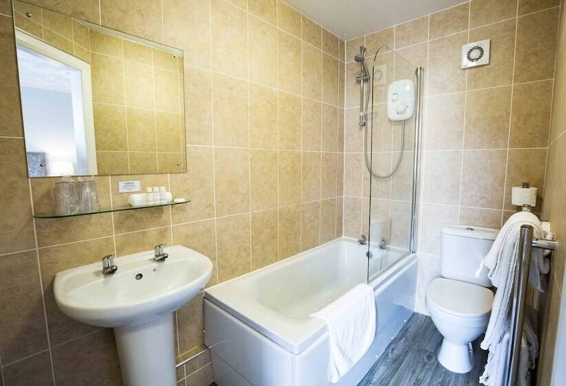 膳宿费 The Kinderton