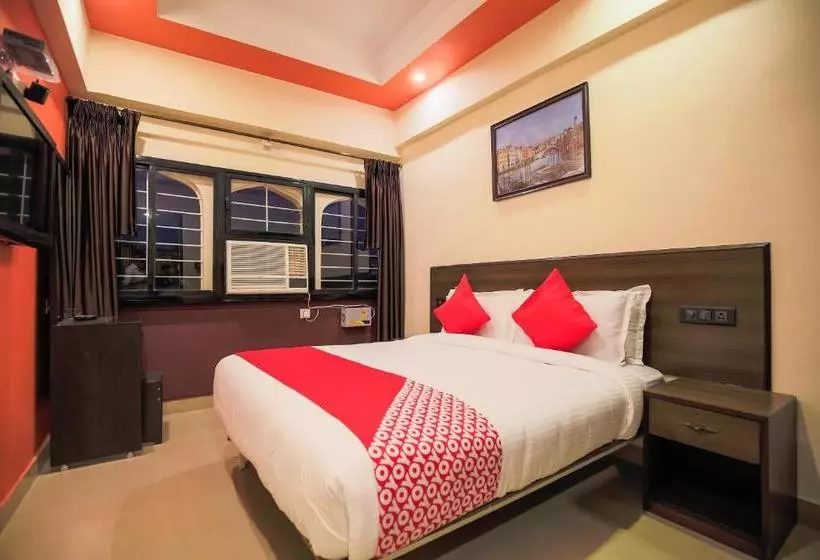 Oyo 9612 Hotel Royal Ramiro