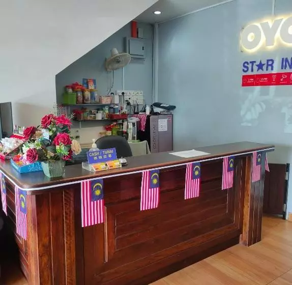 ホテル Star Inn