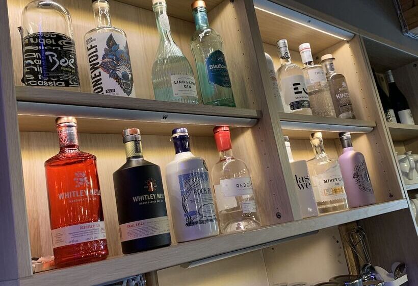 בית מלון כפרי The Chlachain Inn