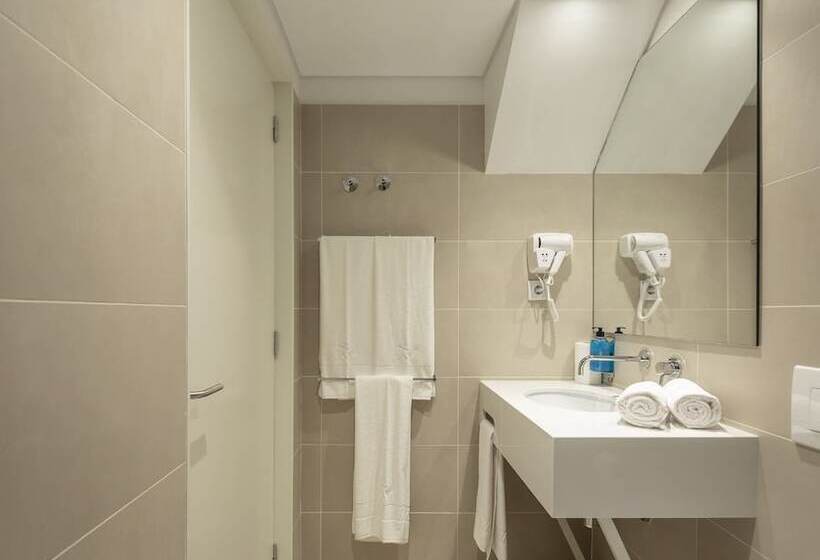 Lisbon Serviced Apartments Santos