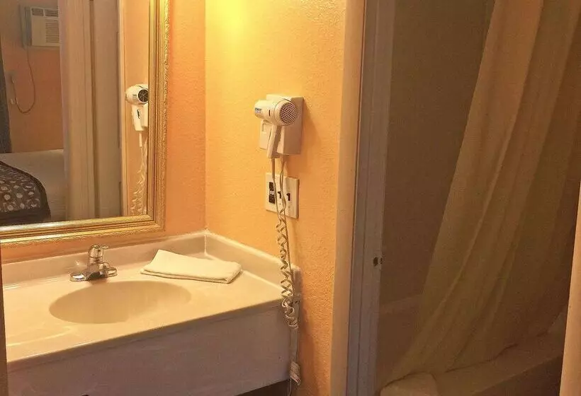 هتل Americas Best Value Inn Pottstown