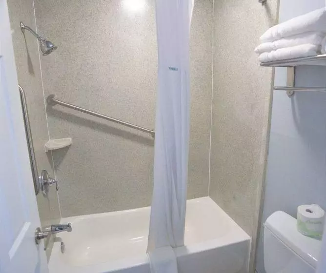 Отель Columbus Inn And Suites