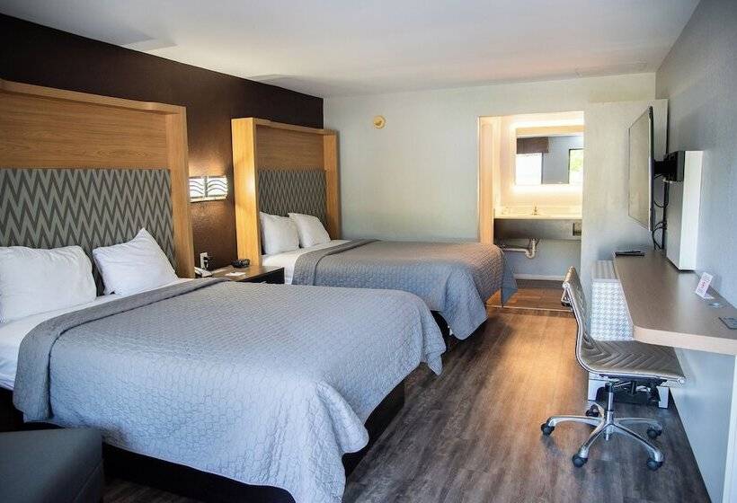 Отель Columbus Inn And Suites