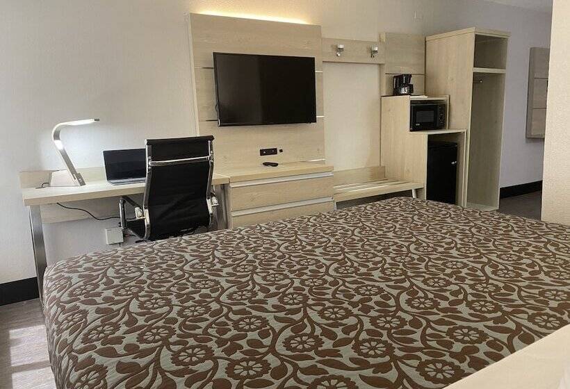 호텔 Days Inn & Suites By Wyndham Peachtree Corners Norcross