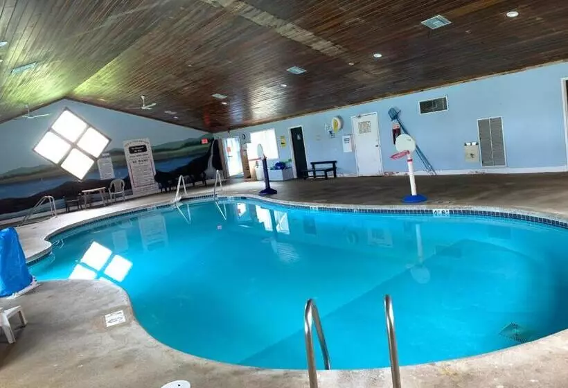 Отель Don Q Inn