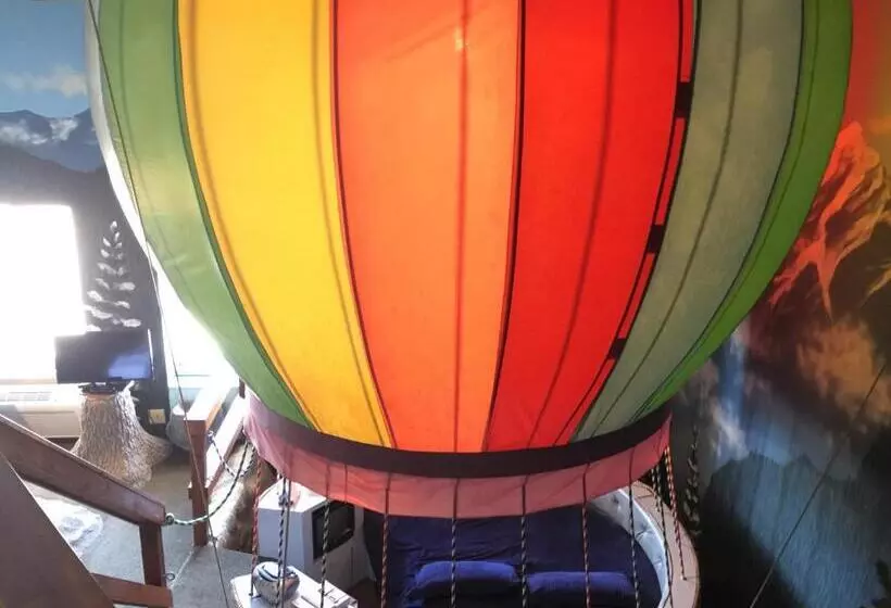 Отель Don Q Inn