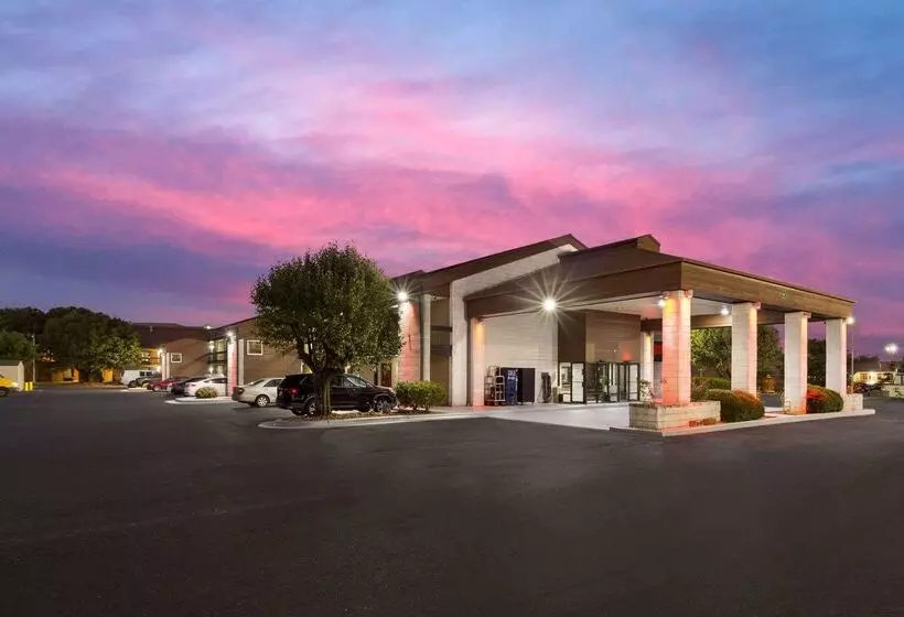 ホテル Econo Lodge