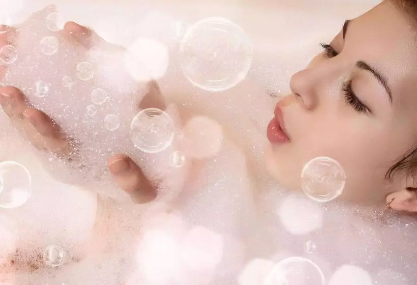 酒店 Executive Inn & Suites