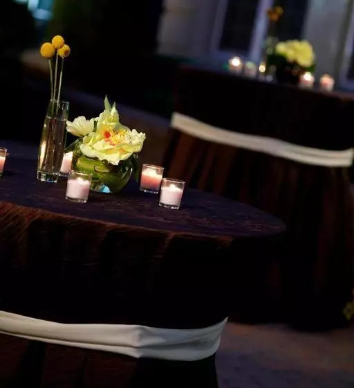 The Del Monte Lodge Renaissance Rochester Hotel & Spa