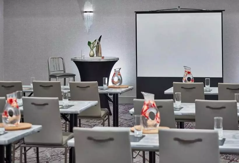 The Del Monte Lodge Renaissance Rochester Hotel & Spa