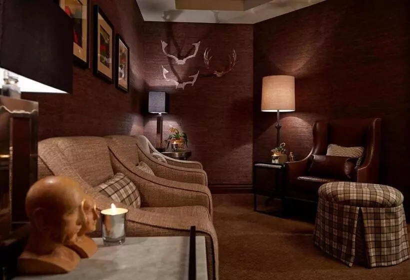 The Del Monte Lodge Renaissance Rochester Hotel & Spa