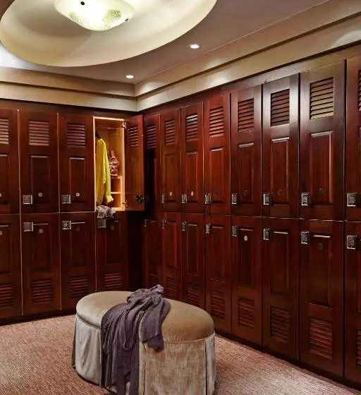 The Del Monte Lodge Renaissance Rochester Hotel & Spa