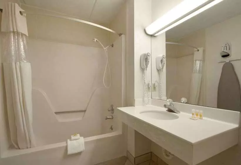 מוטל Days Inn By Wyndham Seneca Clemson