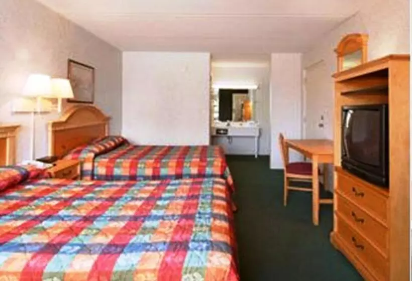 מוטל Days Inn By Wyndham Seneca Clemson