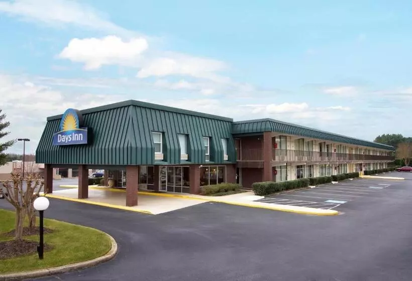מוטל Days Inn By Wyndham Seneca Clemson