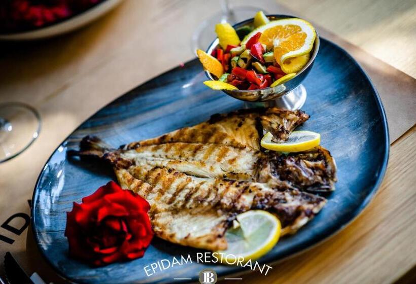 فندق Illyrian Boutique