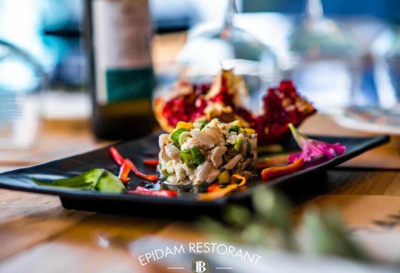 فندق Illyrian Boutique