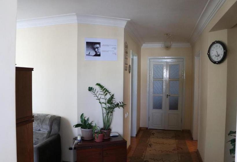 پانسیون Guest House Aziza