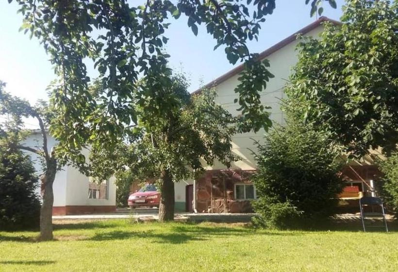 پانسیون Guest House Aziza