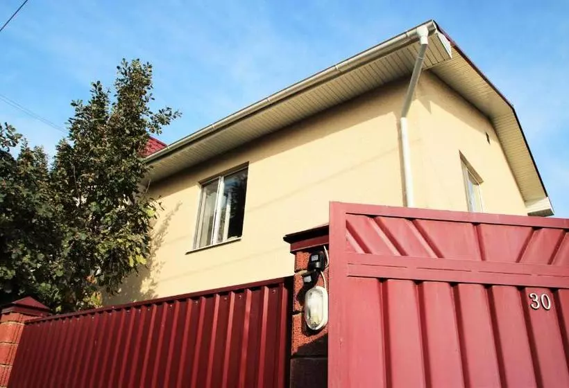 پانسیون Tiny Hotel Bishkek