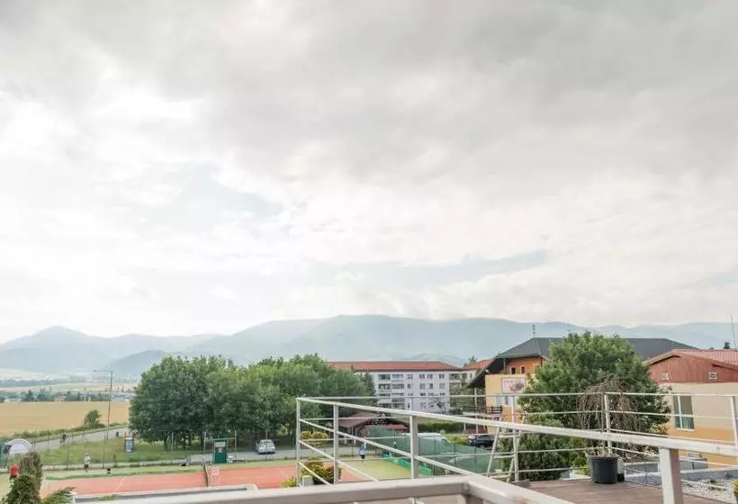 پانسیون Penzión ľadoveň Skvelá Kuchyňa A Rodinná Atmosféra