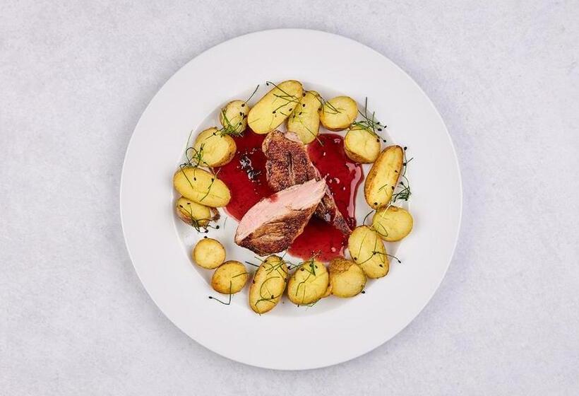 ペンション Penzión ľadoveň Skvelá Kuchyňa A Rodinná Atmosféra