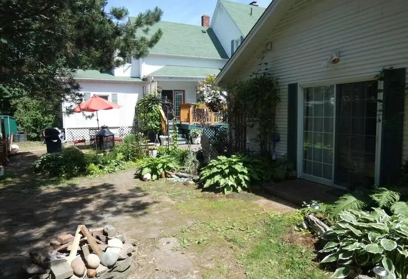 Aamiaismajoitus (B&B) La Casa En Shediac