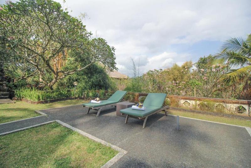 Bed and Breakfast Taman Indrakila