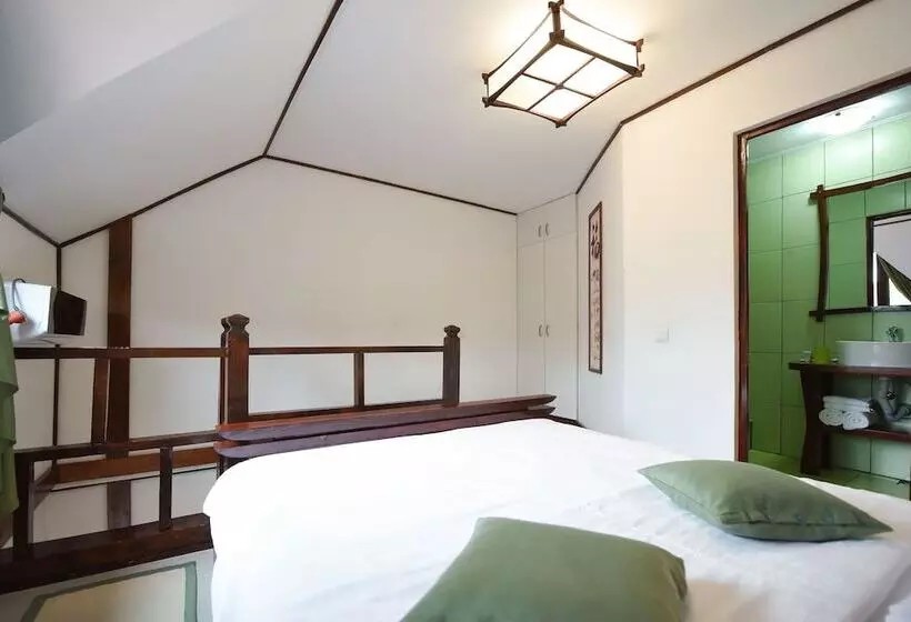 Casa Lily Japanese Retreat