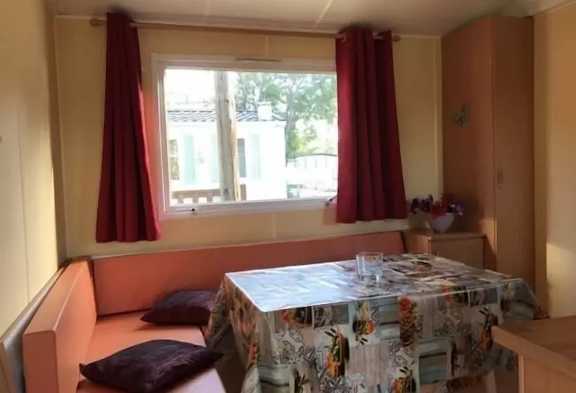 Hotelli Camping Le Ranch