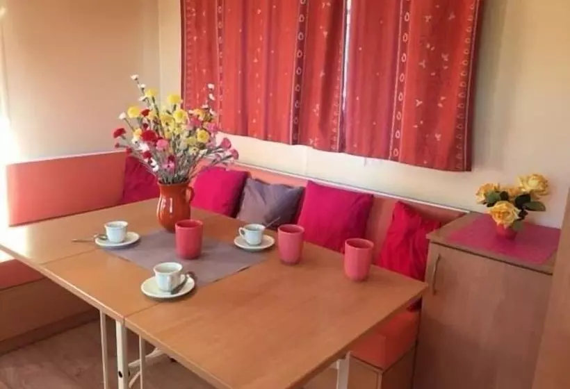 Hotelli Camping Le Ranch