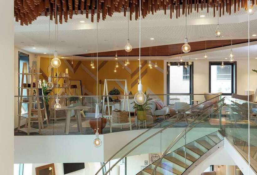 فندق Hilton Garden Inn Massy