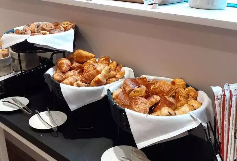 Hotelli Hilton Garden Inn Massy