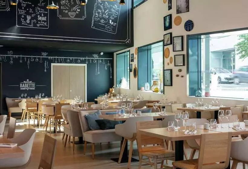 Hotelli Hilton Garden Inn Massy